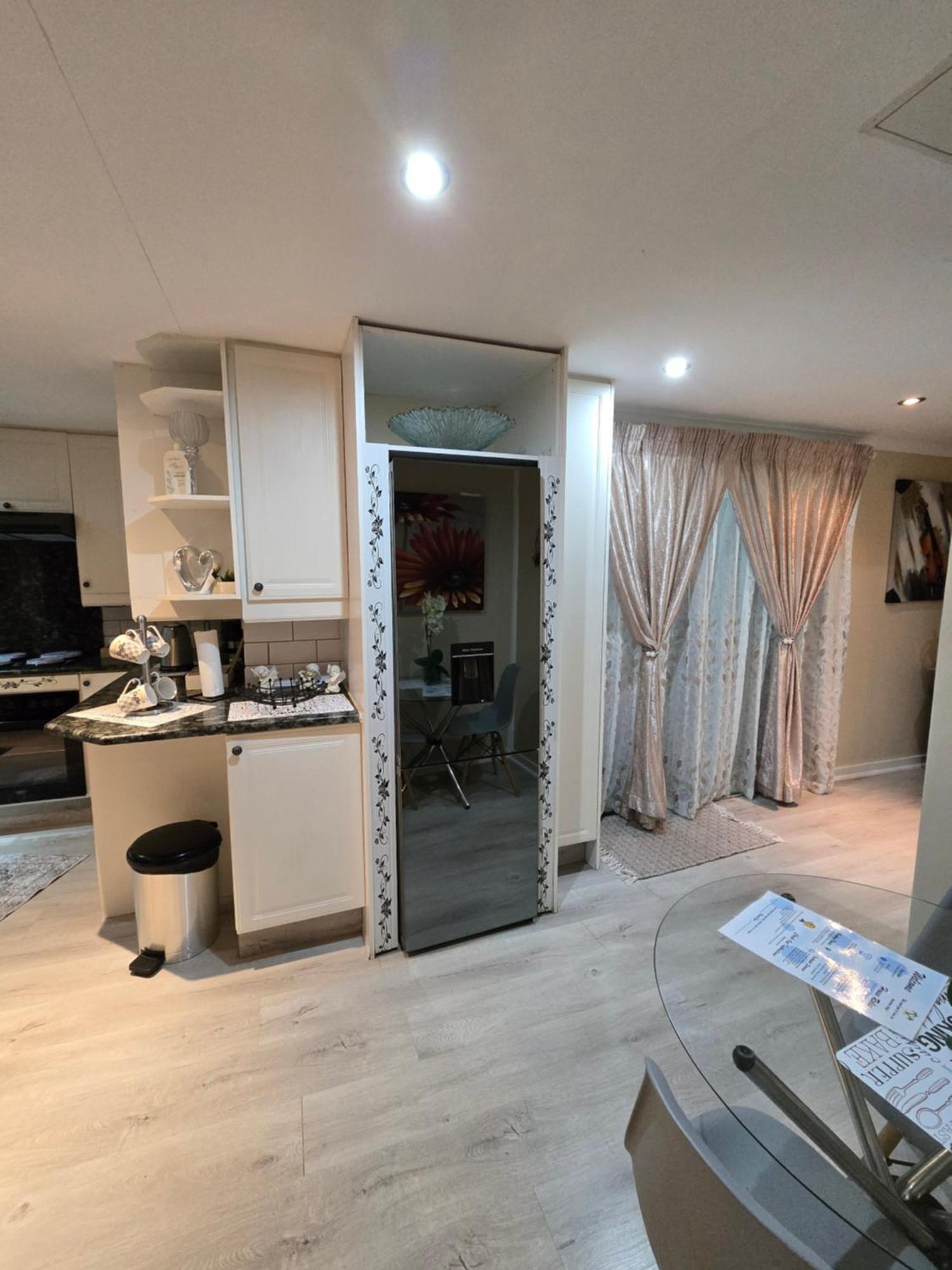 Cozy Cabin Midrand Bagian luar foto